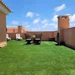 Pent House Ocean View Διαμέρισμα *
